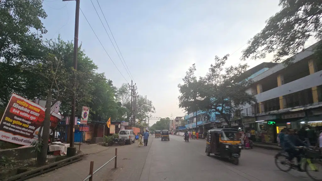 Chitley Bandhu Mithaiwale