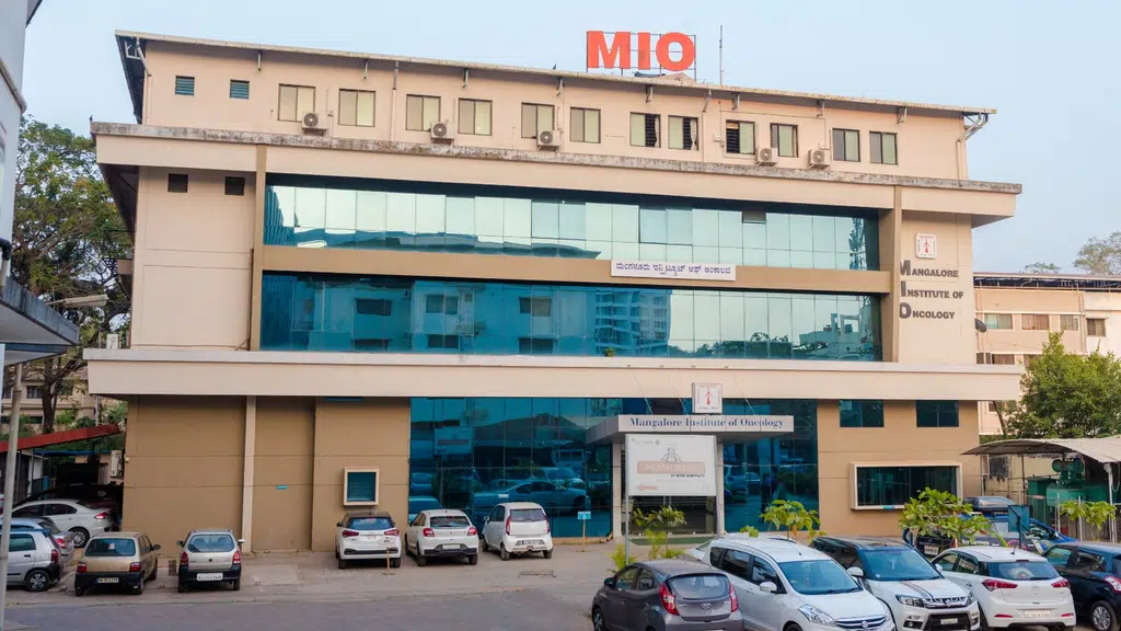 Dr.Jalaluddin Akbar,Cancer Surgeon - MIO