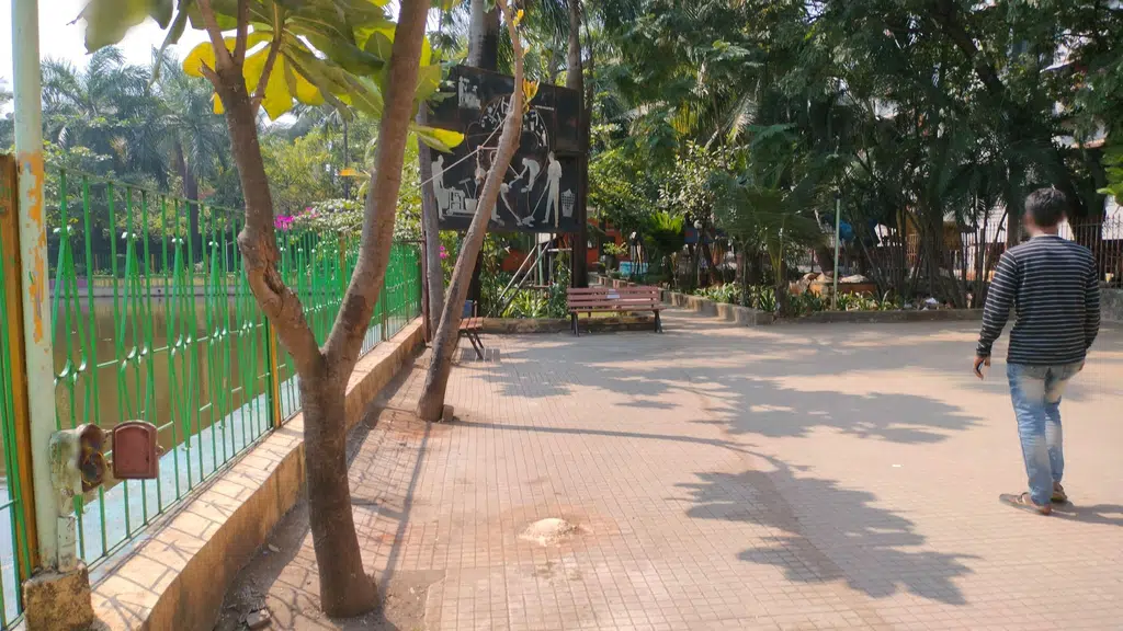 Navghar Juna Talao