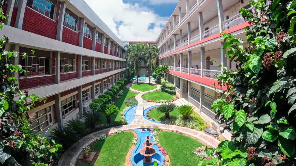 Saint Soldier International School