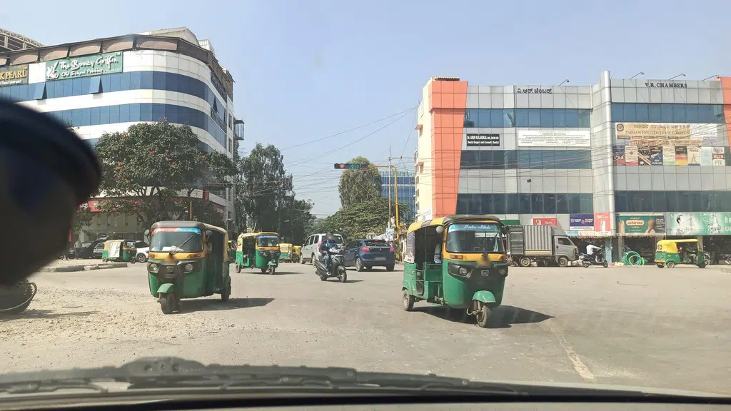 Sangeetha Gadgets - Kadubisanahahalli Junction