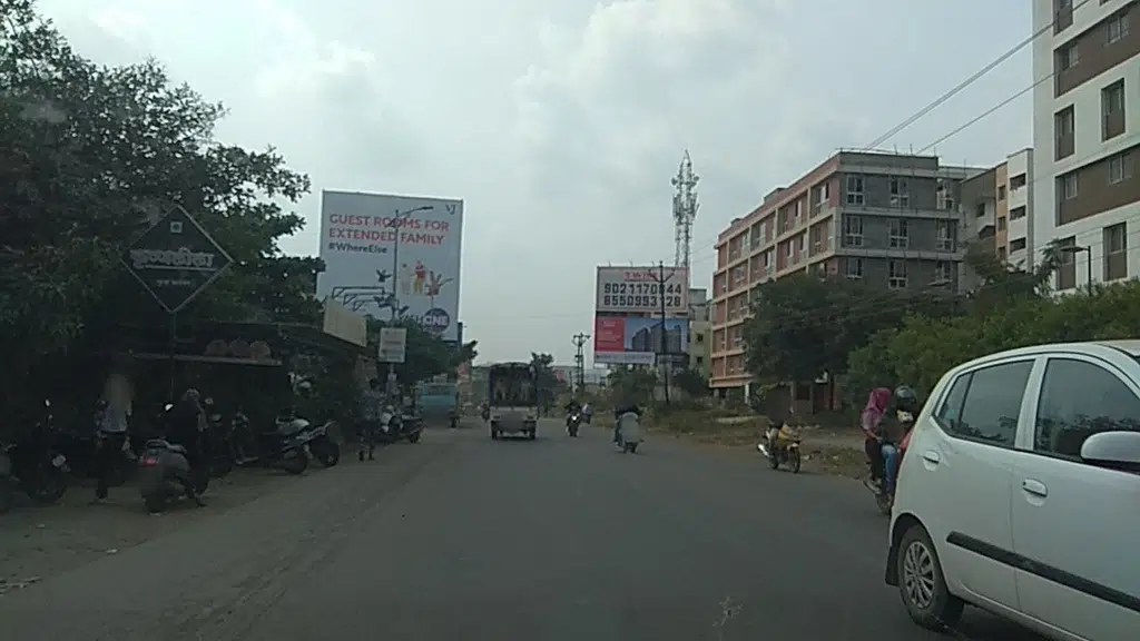 Wadjai Snacks Centre and Hotel