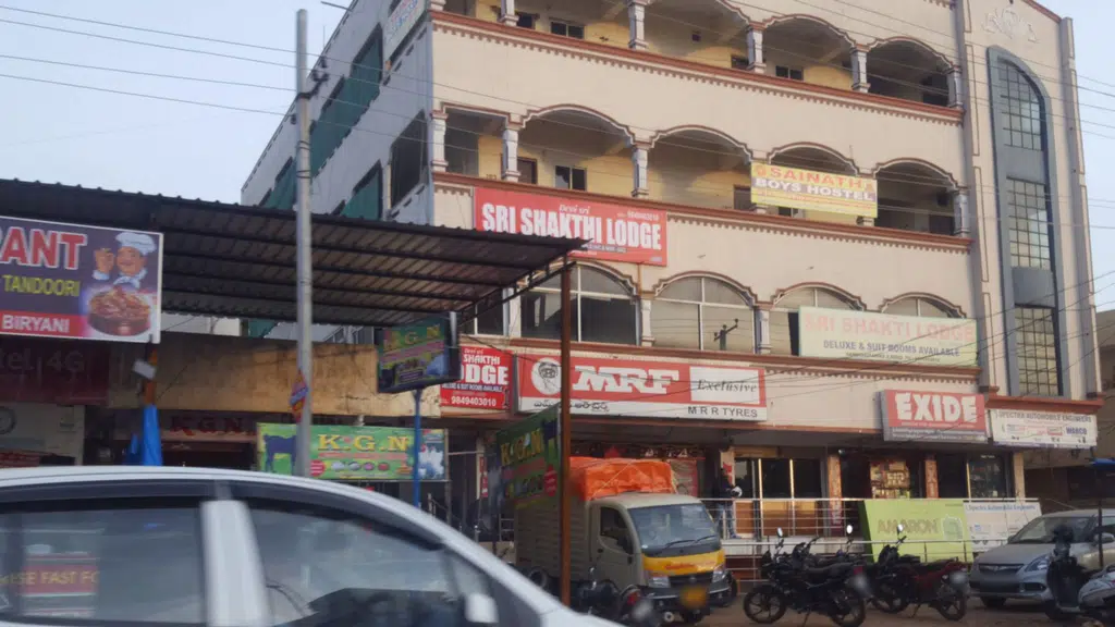 Pariwars Multi Cuisine Restaurant