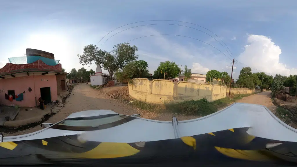 Baba Mahraj Bisenpur-Paranipur, Meja - Prayagraj
