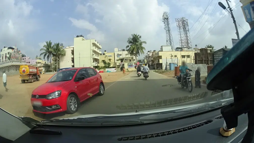 South Crest Apartment near Electronic City