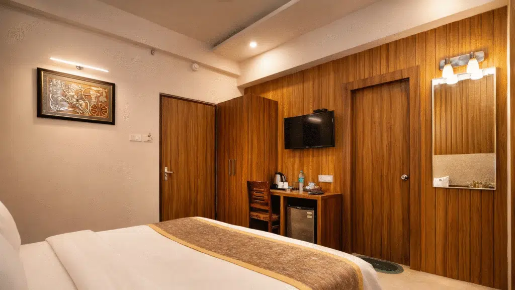 Ratana International Hotel, Banquet and Multi-Cuisine Restaurant