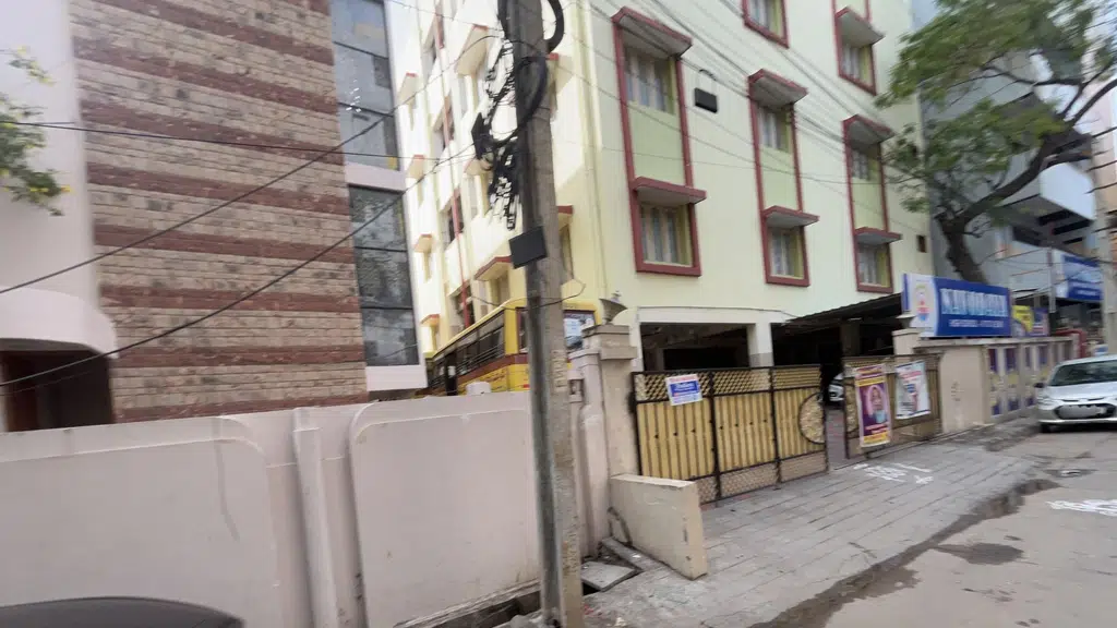 Poorna Cardiac Center