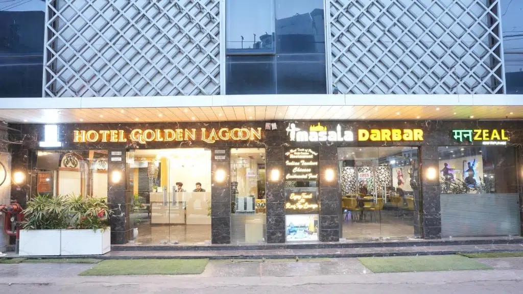 Golden Lagoon Gin Hotel