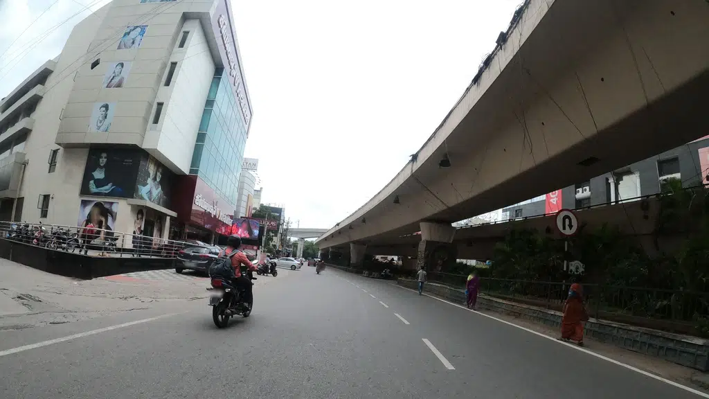 Pawani Plaza