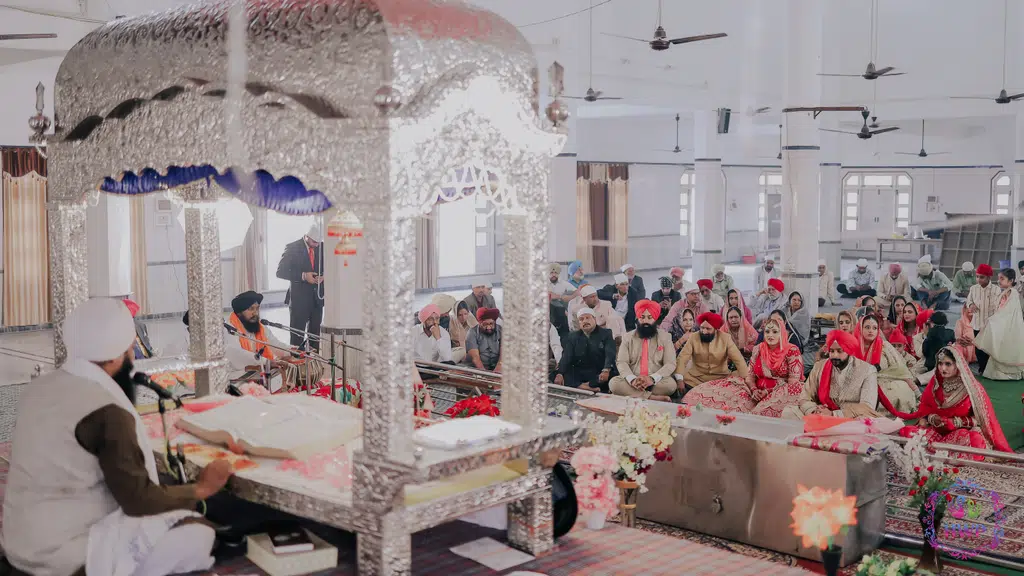 Happy wedding photography