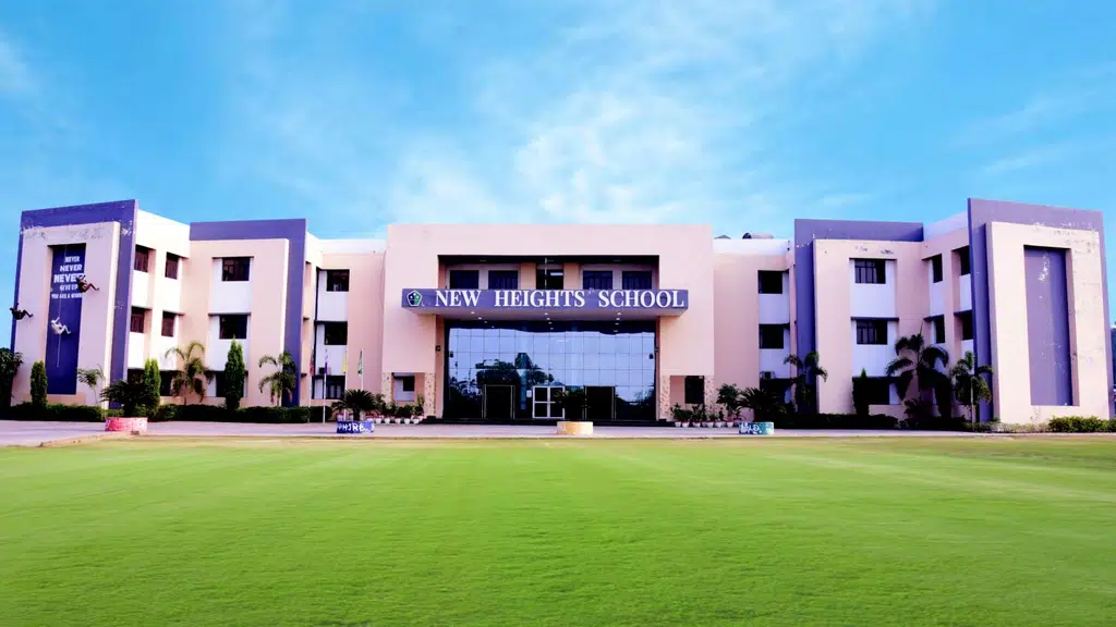 New Heights School, Hardoi.