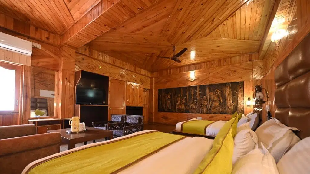 Hotel Royal Palace kasol