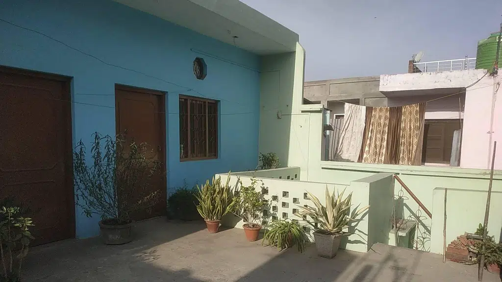 Kausar Medical Store