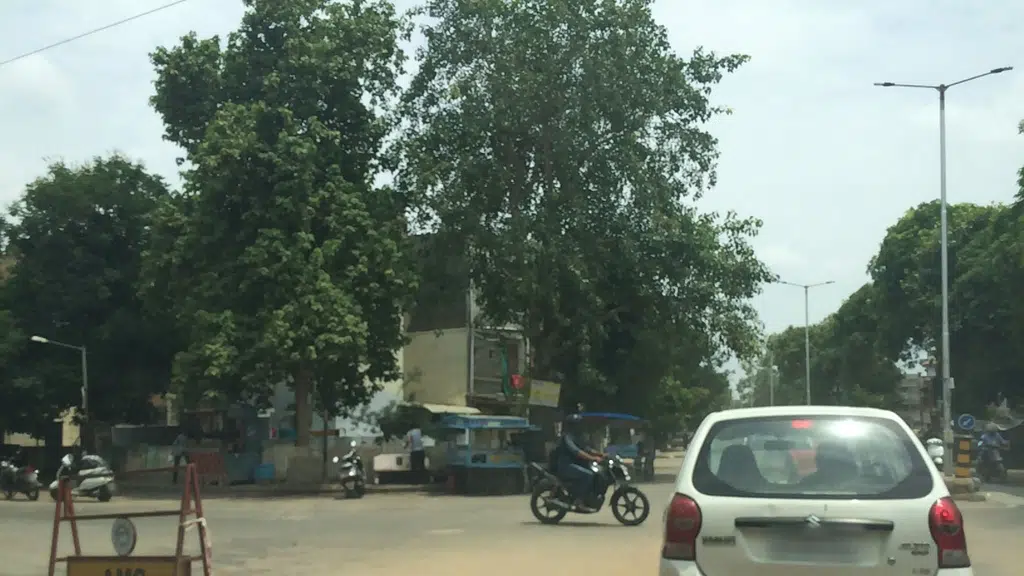 Shreenath Appartnment Gate No. 1