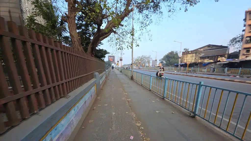 Masjid Chawl