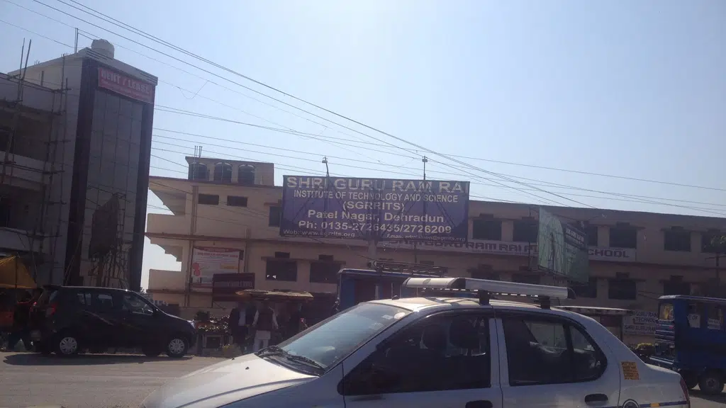 Saanvi Automobiles
