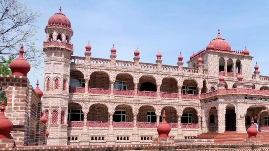 Sant Singh Sukha Singh Khalsa Senior Secondary School
