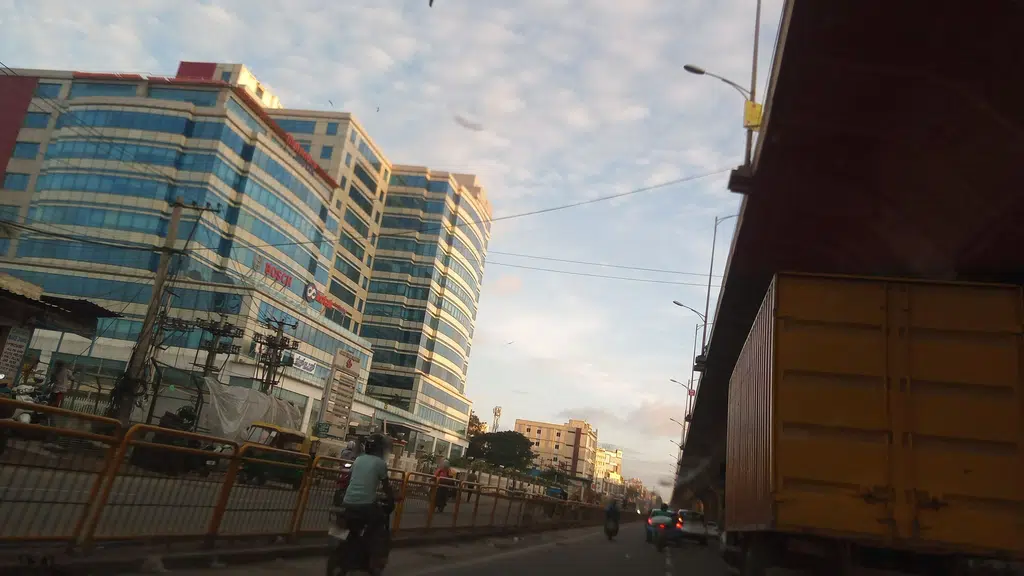 Bhuvaneswari Tiffin Center