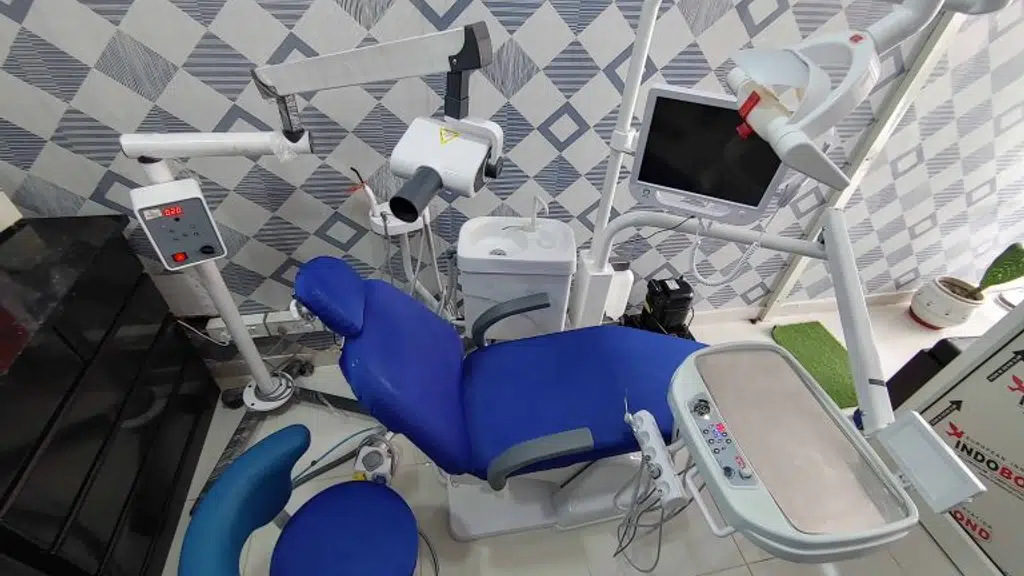 Hi- Tech Dental Clinic