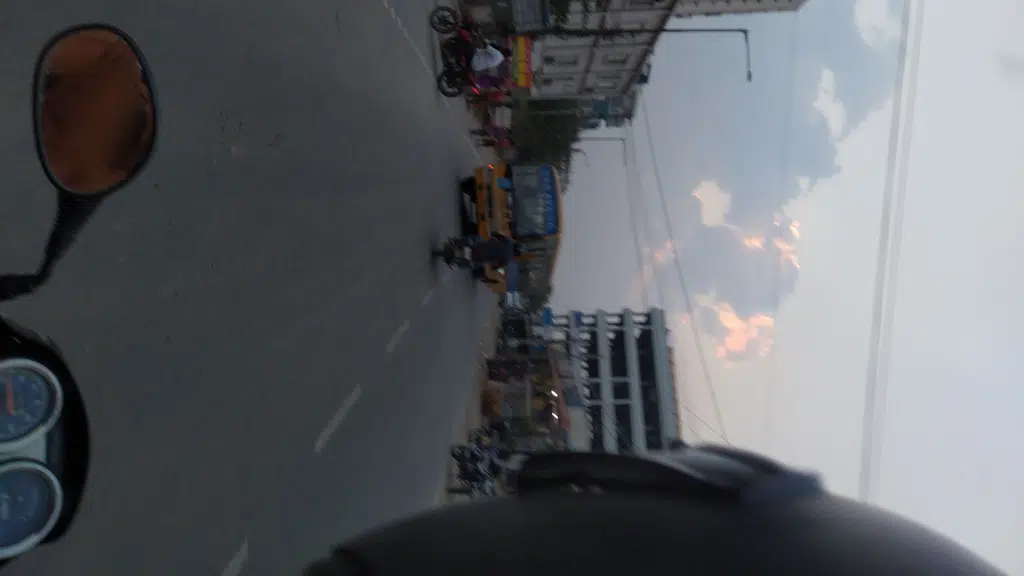 Mayuraa Restaurant and Bar