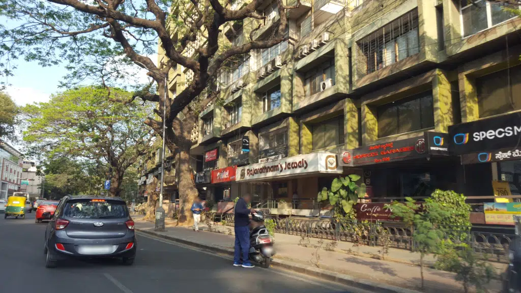 The brahmin's khanavali residency road branch