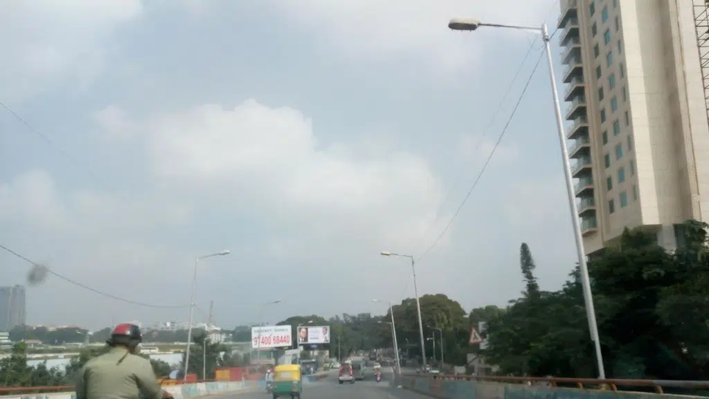 Turf View Holiday Inn Bengaluru