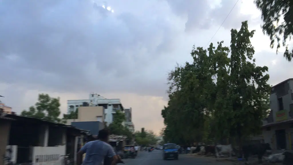 Amrapali Apartments