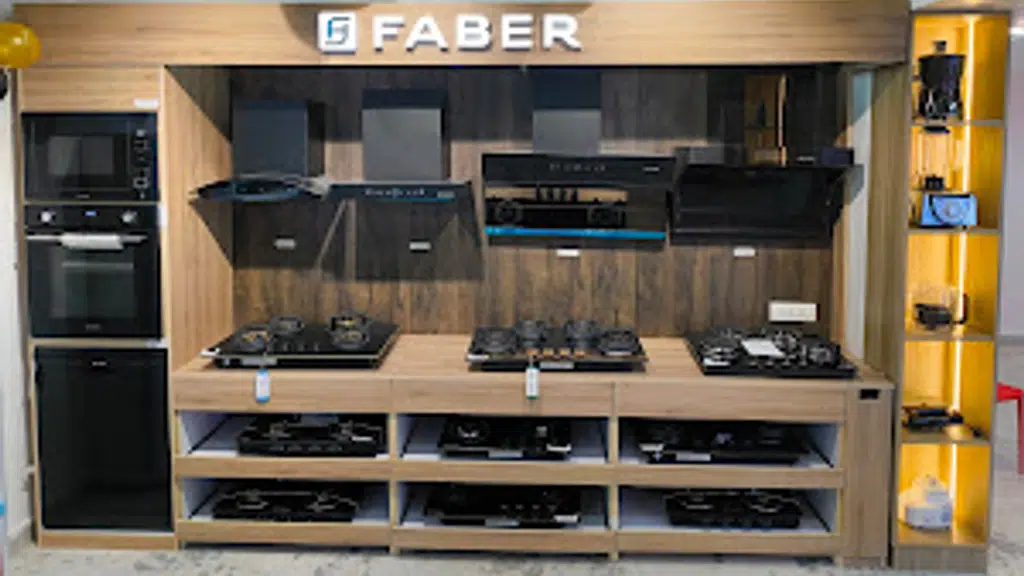 Lloyd AC Exclusive Showroom - Airnet Mayur Vihar
