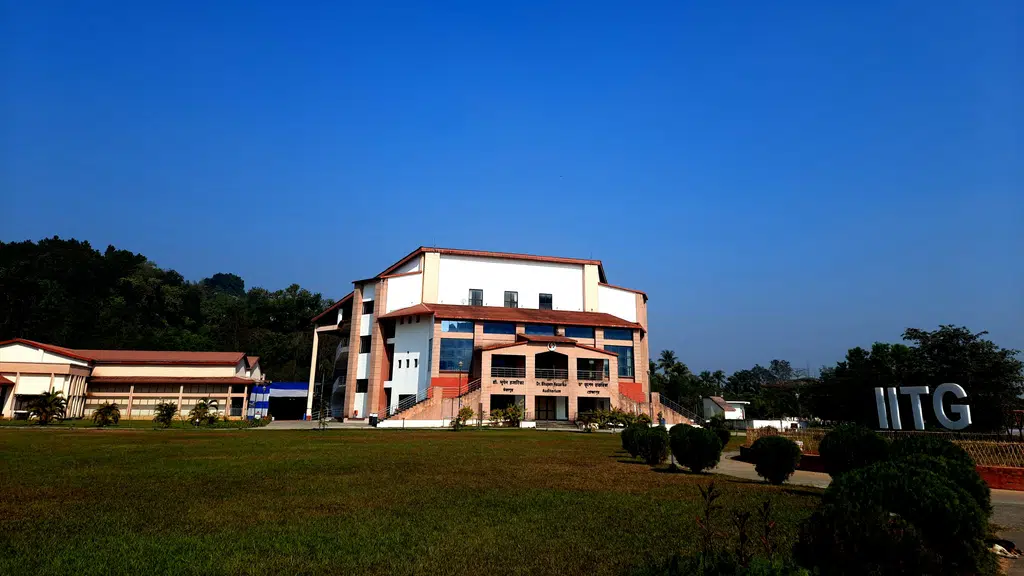 Apex Institute