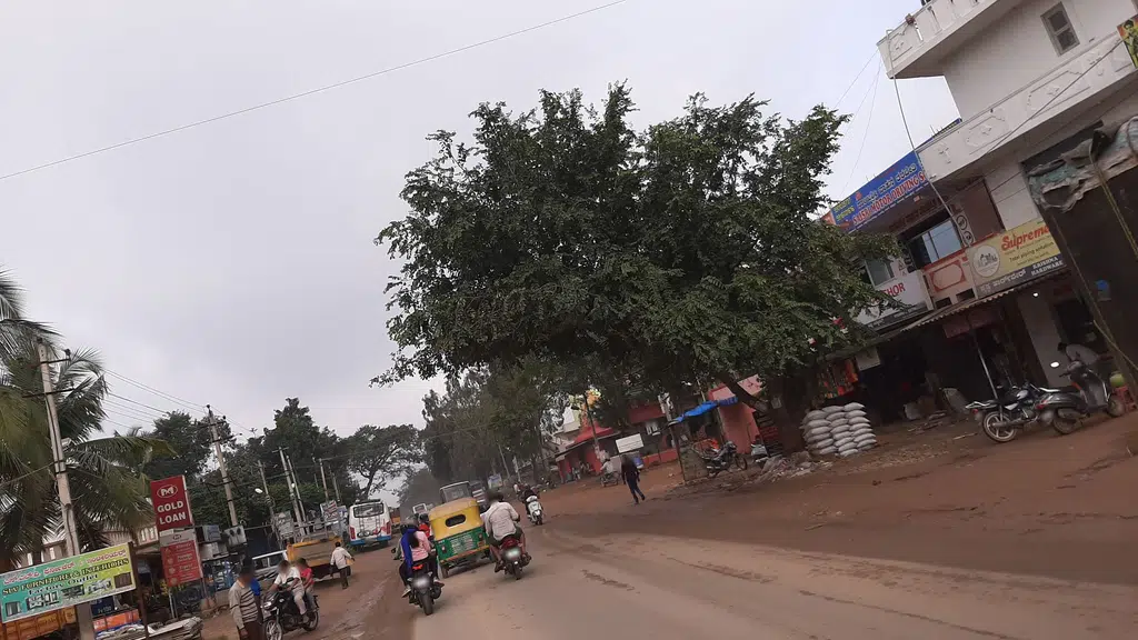 Shell Helix -Sri Annapoorneshwari Motors