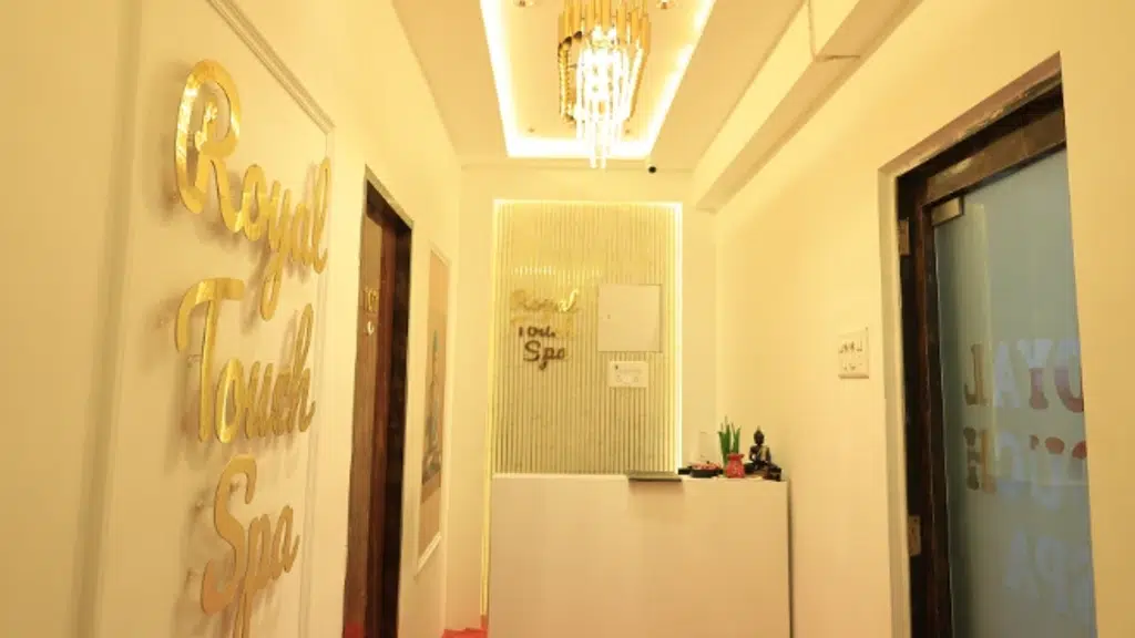 Royal Touch Spa In Goregaon East