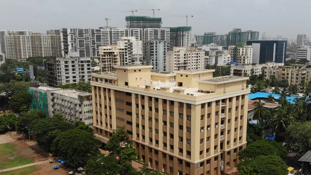 LS Raheja School of Architecture