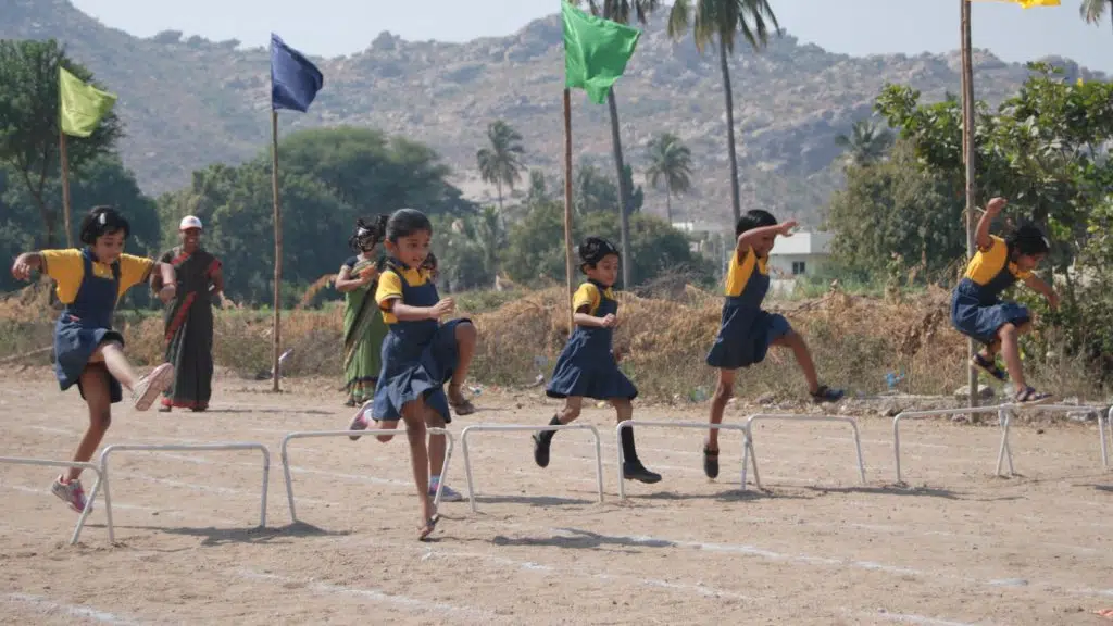 Mahan kids school
