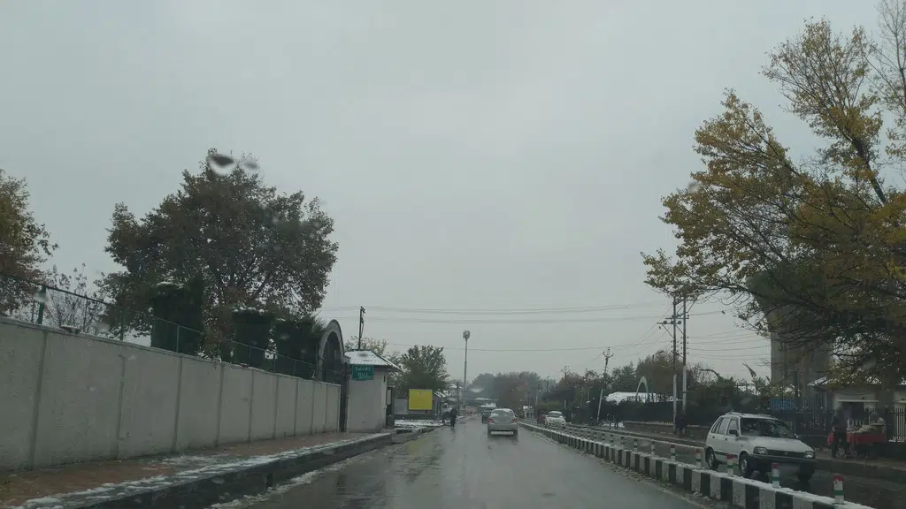 Children Hospital Main Gate Auto Stand
