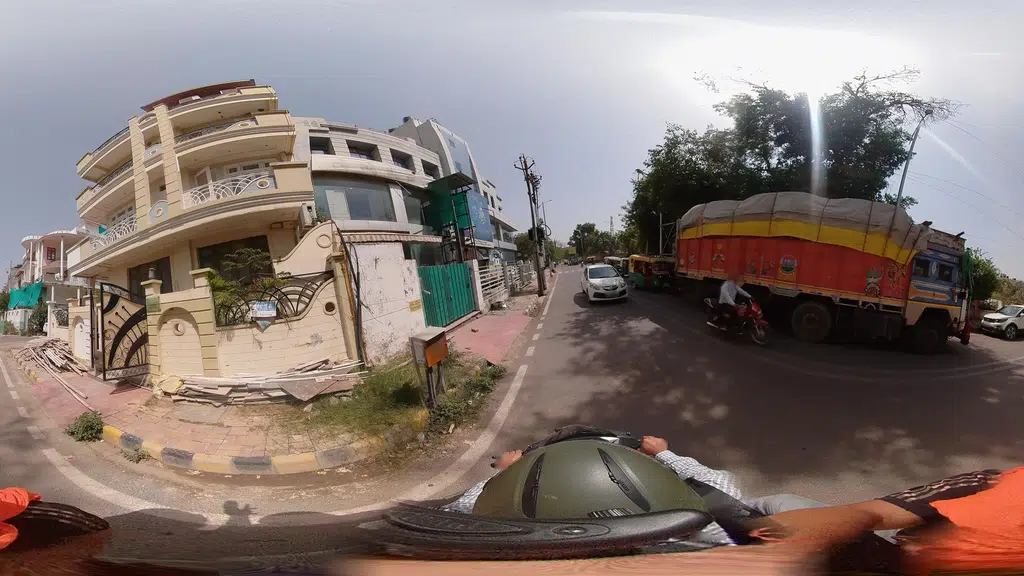 Vespa Aprilia Allahabad