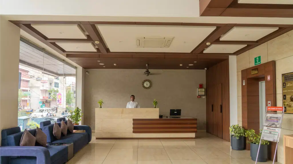 Hotel Raj Plaza