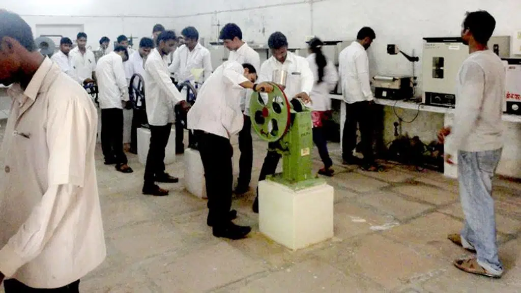 Shri Bajrang Paramedical College Deeg