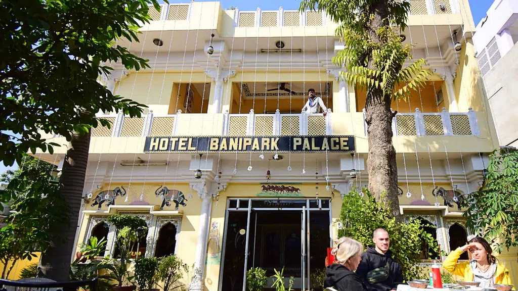 Hotel Bani Park Palace