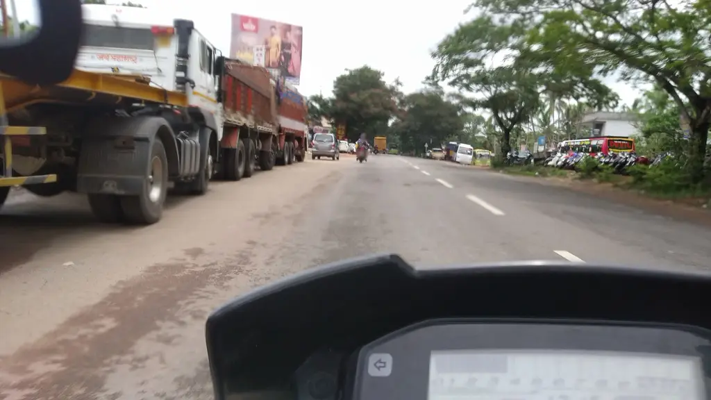 BharatBenz Autobahn Trucking