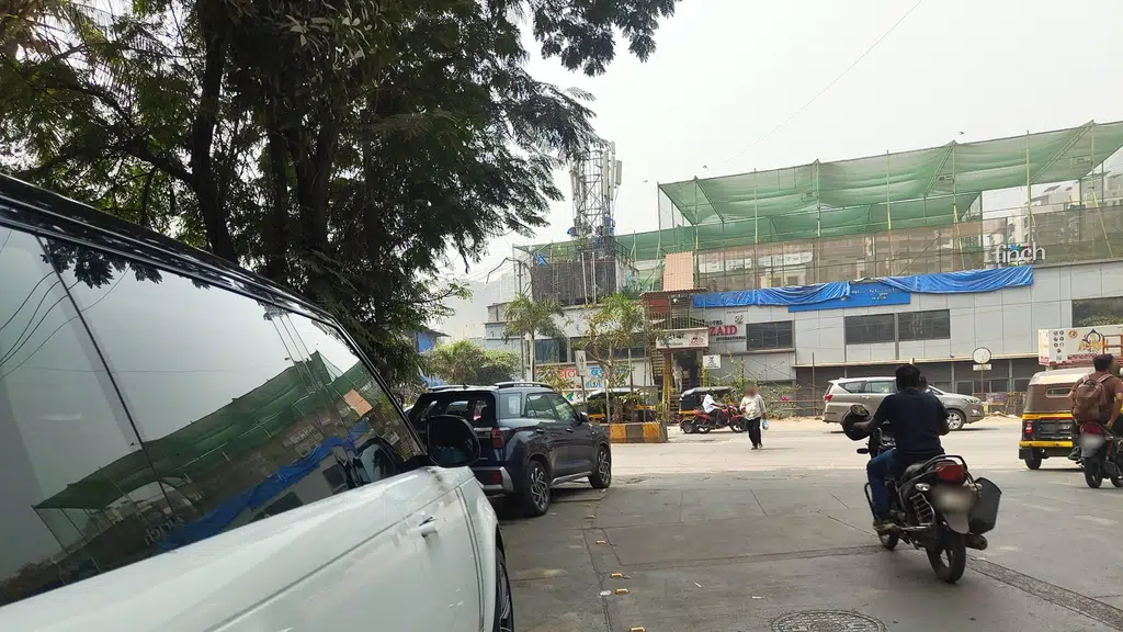 Hiranandani Business Park