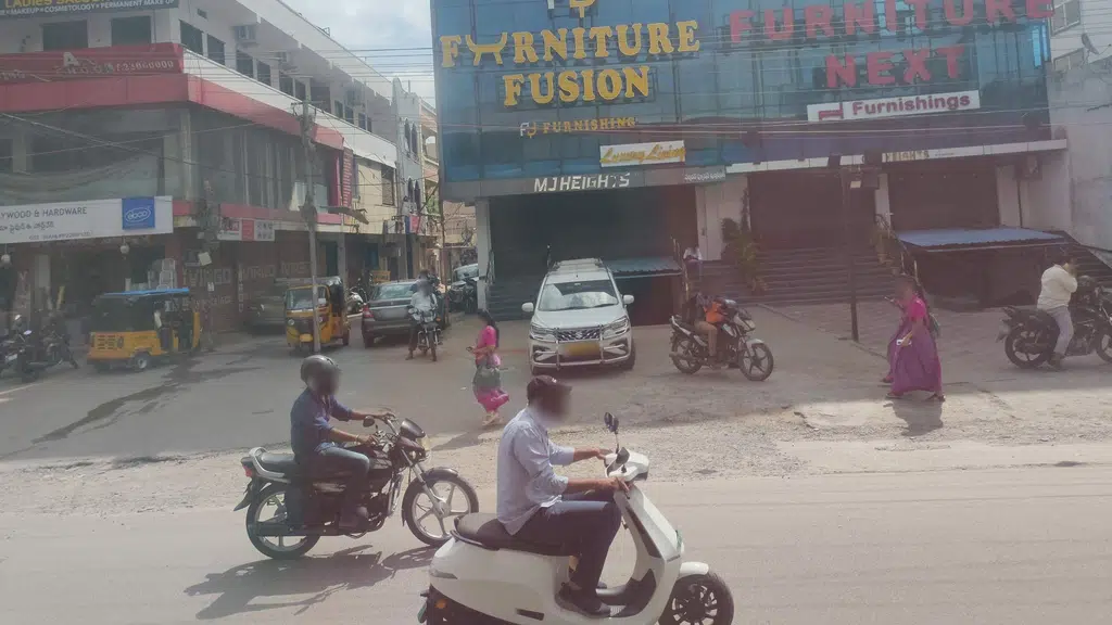 Vahini Venkateshwara Plaza