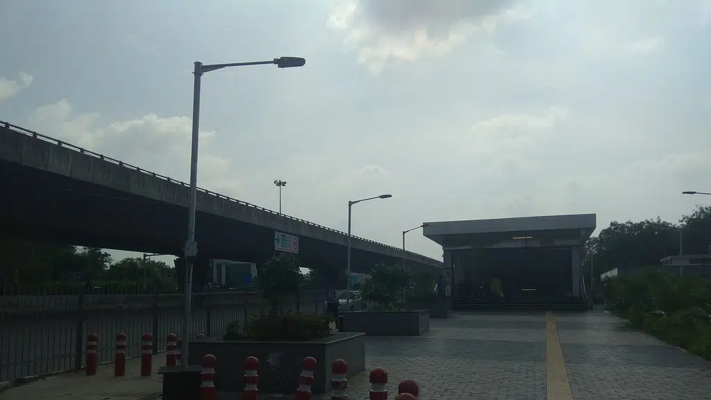 Vinoba Puri Metro Station Gate No 2