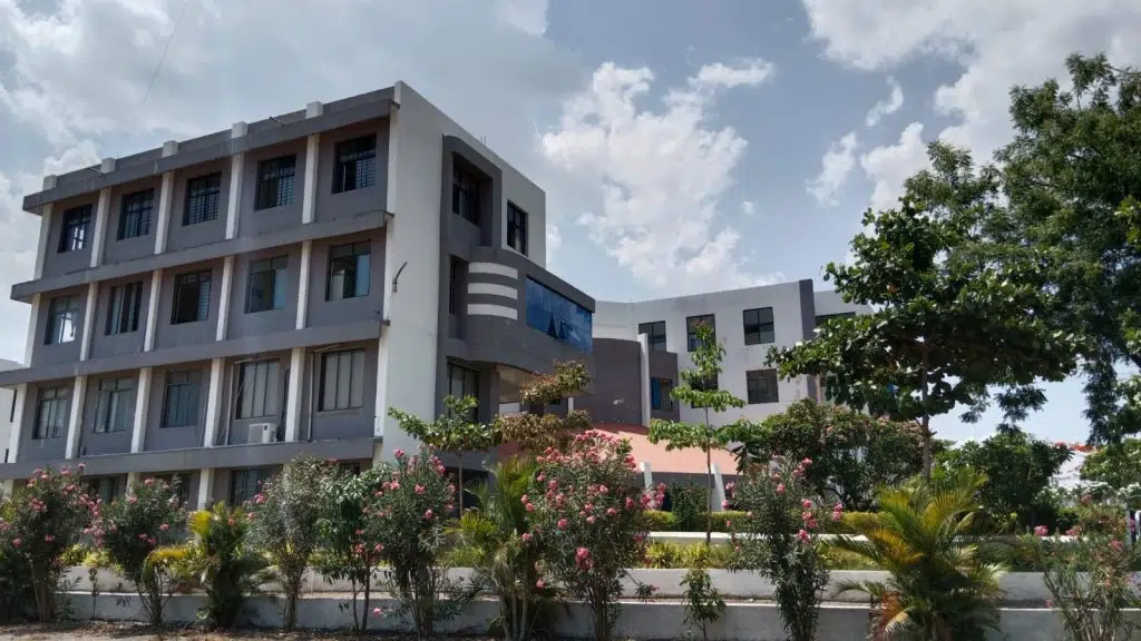 Matoshri Institute of Technology, Dhanore