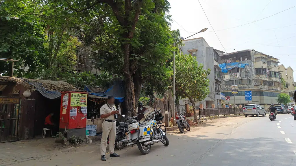 Juhu Tara Road