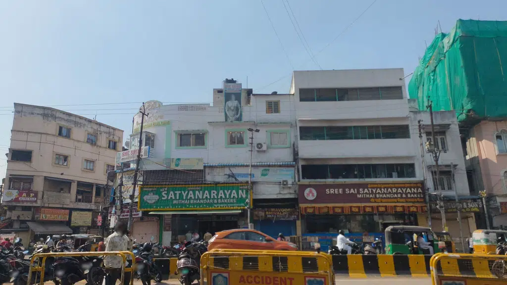 Sri Balaji Tyres