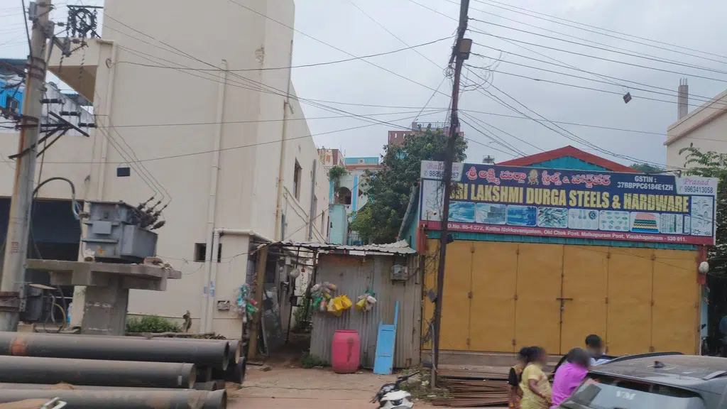 Sri Chaitanya Vidyaniketan School