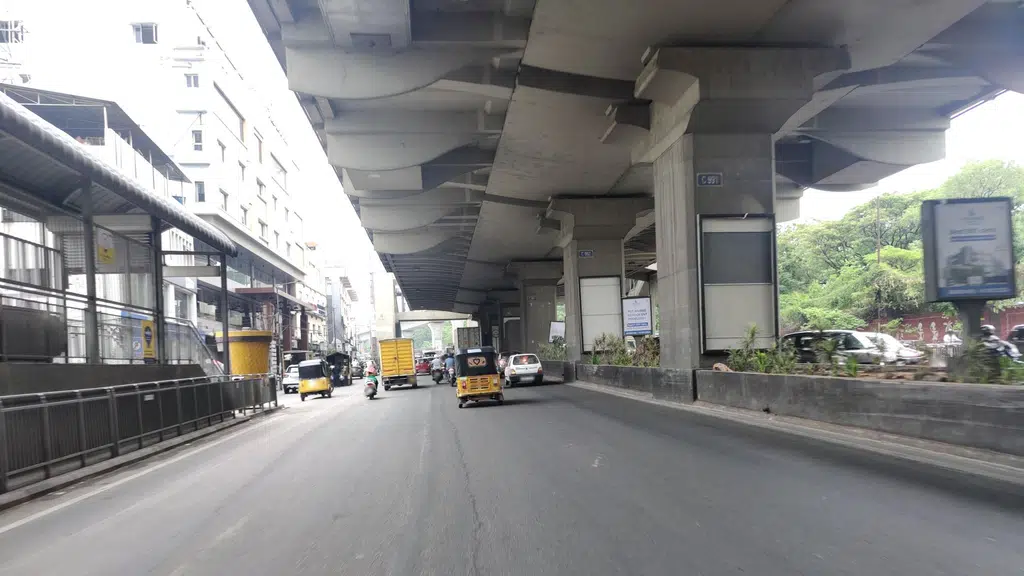 Bajaj Auto (Select Automobiles, Habsiguda)