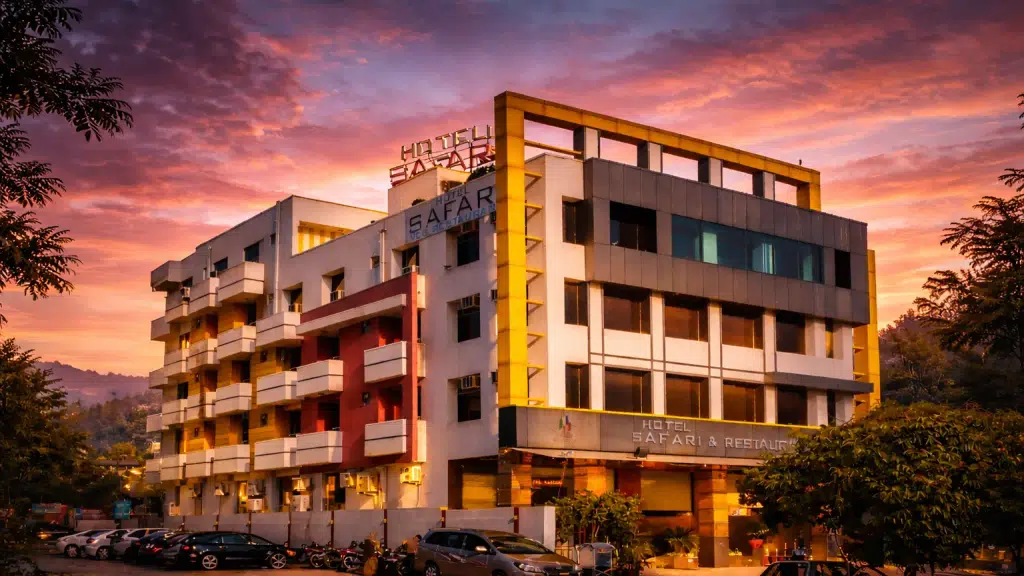 OYO 726 Hotel Safari