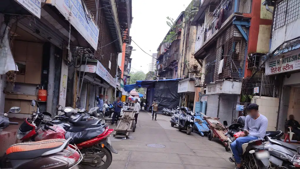 Salvi Bhuvan