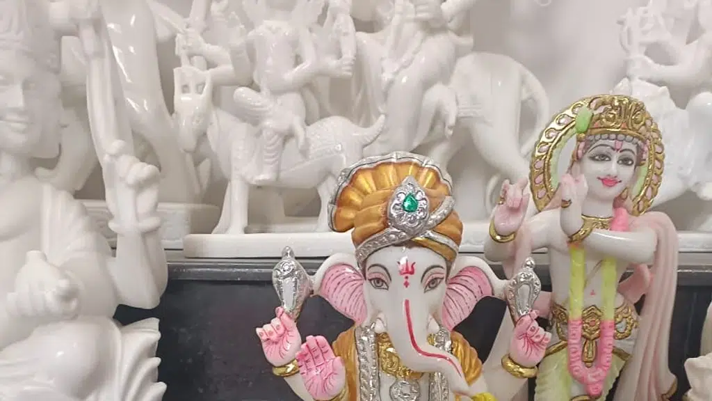 Govind Marble Murti (Pt. Govind Sahai Sharma & Sons)